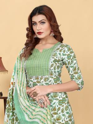 Trendy designer cambric cotton fabric printed kurta set with dupatta 5
