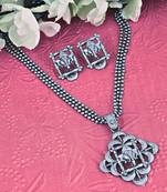 Mansiyaorange german silver oxidized temple theme chain pendant with earrings