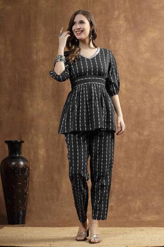 Stylum women's black woven design cotton co-ord set