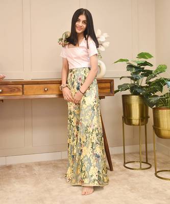 Baby pink crop top with printed pant 1