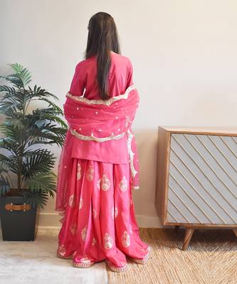 Hot pink kurti with lehenga 2