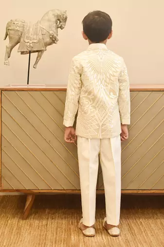 Ivory embroidered bandgala with pant