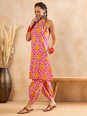 Winered woman pink geometric print sleeveless co-ord set 4
