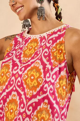 Winered woman pink geometric print sleeveless co-ord set