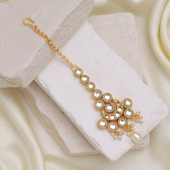 White color meena work kundan maang tikka 2