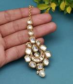 White color meena work kundan maang tikka