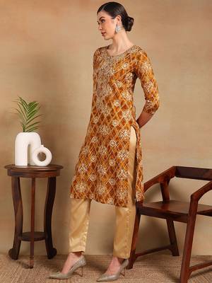 women orange viscose rayon ethnic motifs printed straight kurta 3