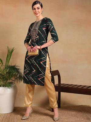 women green viscose rayon chevron printed straight kurta 1