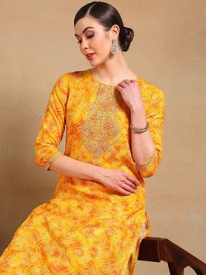 women yellow viscose rayon bandhani printed straight kurta 2