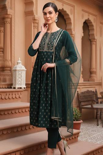 women green silk blend solid woven design flared empire kurta pant with dupatta