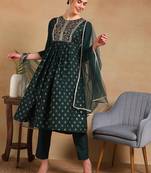 women green silk blend solid woven design flared empire kurta pant with dupatta