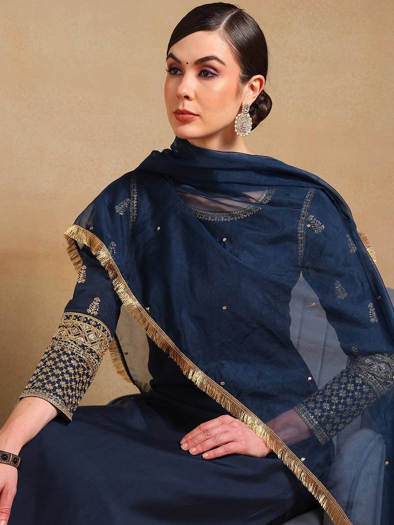 women teal silk blend solid embroidered straight regular kurta pant with dupatta