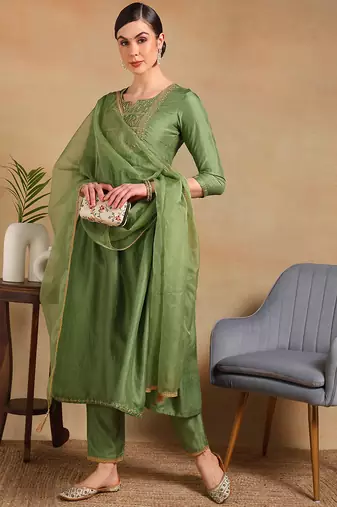 women green silk blend solid yoke design flared empire kurta pant with dupatta