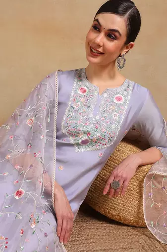 women purple silk blend solid embroidered straight regular kurta pant with dupatta