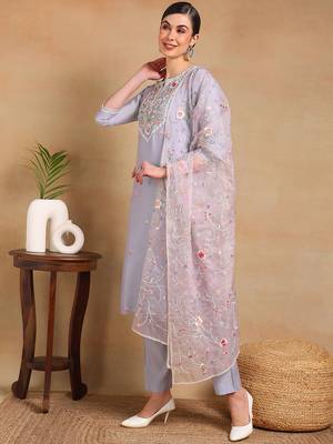 women purple silk blend solid embroidered straight regular kurta pant with dupatta 3