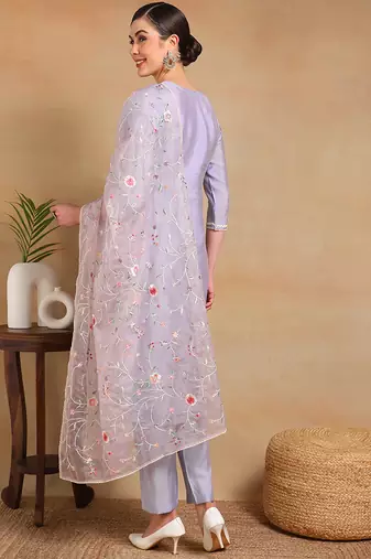 women purple silk blend solid embroidered straight regular kurta pant with dupatta