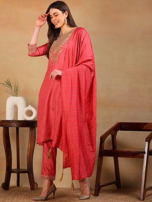 women rust silk blend solid embroidered straight kurta pant with dupatta 3