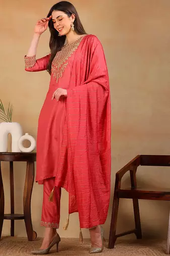 women rust silk blend solid embroidered straight kurta pant with dupatta