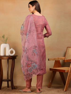 women mauve organza floral embroidered straight regular kurta pant with dupatta 4