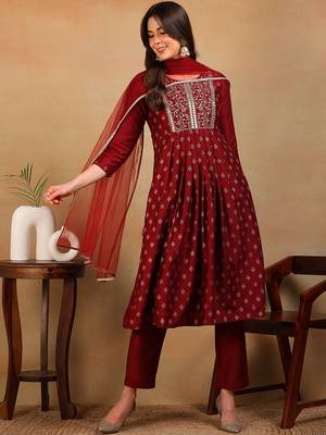 women maroon silk blend solid woven design flared empire kurta pant with dupatta 1