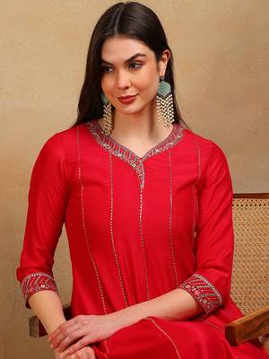 Rose red silk blend solid embroidered flared empire kurta pant with dupatta 2
