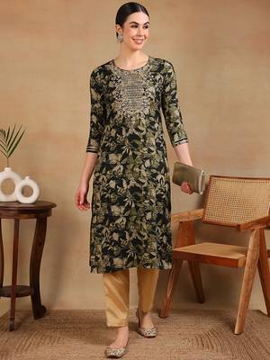 women green silk blend floral printed straight kurta 1