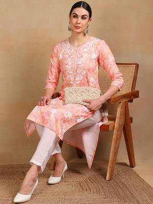 women peach cotton blend embroidered floral printed straight kurta 4