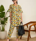 Winered woman abstract print blazer style co-ord set