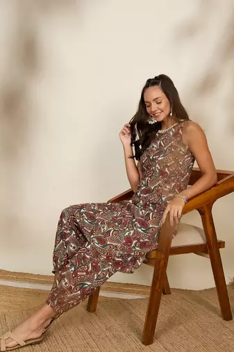 Winered woman brown paisley print sleeveless co-ord set