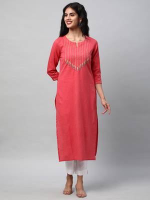 A straight kurta with machine embroidery at the center and sleeve. 1
