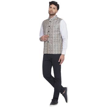 Veera paridhaan jacquard printed nehru jacket for men (beige) 5