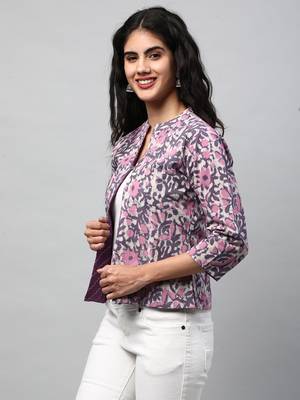 Reversible short jacket with floral hand crafted dhabu block print(purple). 3