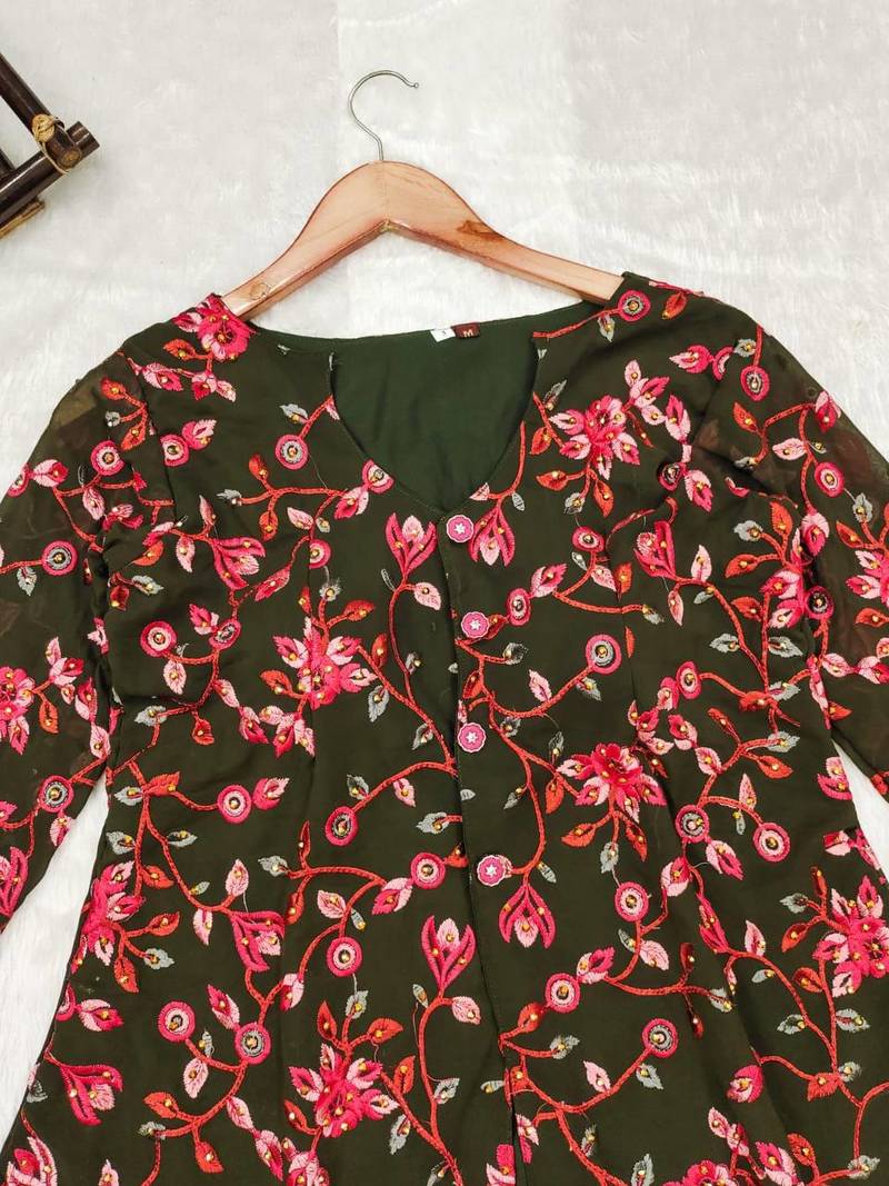 Women's Mehndi function wear Designer peplum top with full flared palazzo set