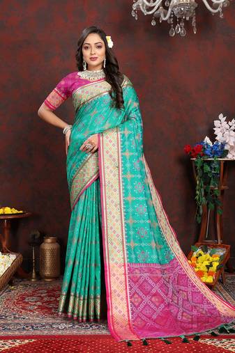 Lookslady Womens New Latest Faux Banarasi Silk Rama Color Patola Saree With Unstitched Contrast Blouse