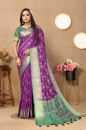 Lookslady Womens New Latest Patola Silk Purple Color Faux Banarasi Saree With Unstitched Contrast Blouse