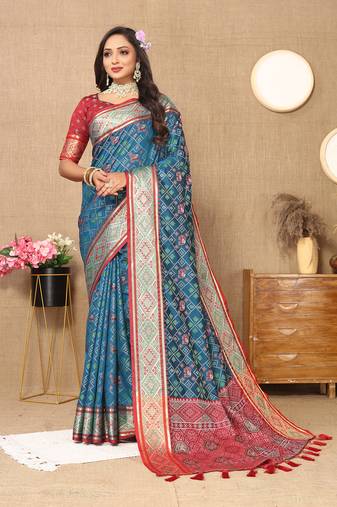 Lookslady Womens New Latest Bandhani Woven Design Patola Silk Teal Blue Color With Unstitched Contrast Blouse