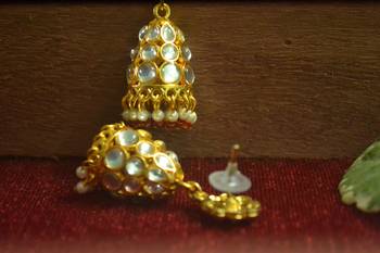 Designer kundan stone gold plated jhumka stud earrings for women 3