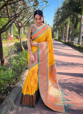 Yellow Soft Silk Contrast Gold Zari Woven Saree 1