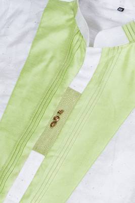 Kurta Pyjama Set. 5