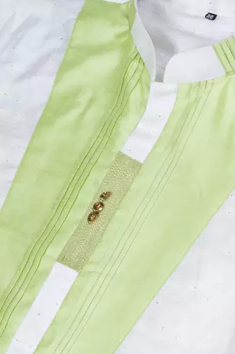 Kurta Pyjama Set.