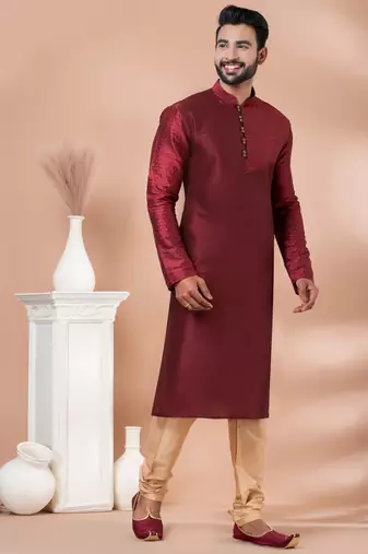 Kurta Pyjama Set.