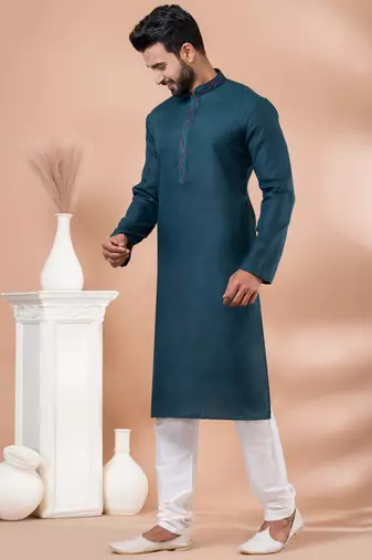 Kurta Pyjama Set.