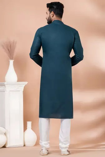 Kurta Pyjama Set.