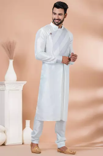 Kurta Pyjama Set.