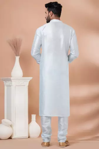 Kurta Pyjama Set.
