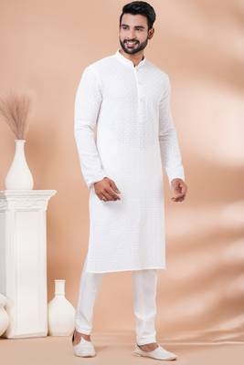 Kurta Pyjama Set. 3