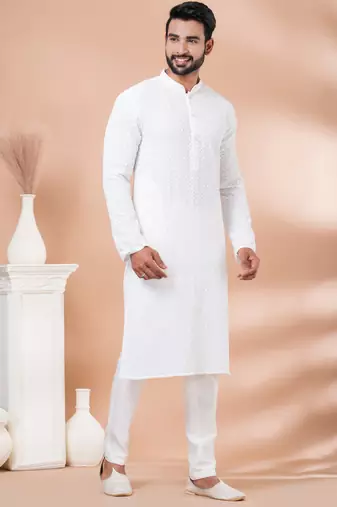 Kurta Pyjama Set.