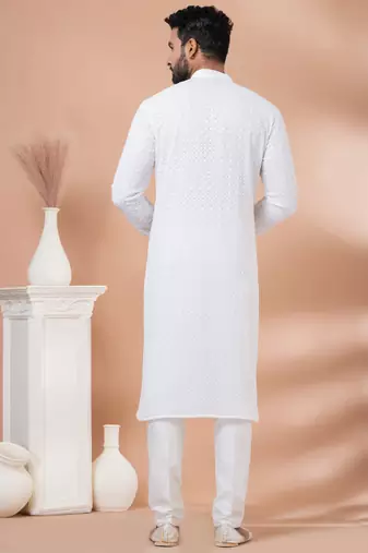 Kurta Pyjama Set.