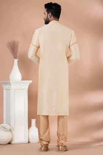 Kurta Pyjama Set.