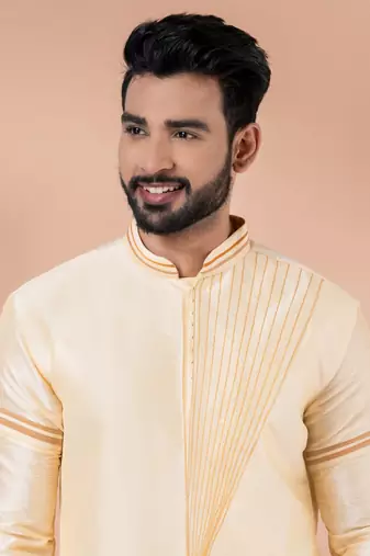 Kurta Pyjama Set.